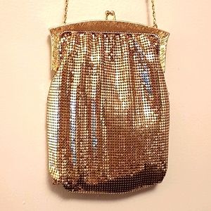 Vintage Whiting & Davis Gold Mesh 60's Purse 8"x6" MCM Excellent Condition